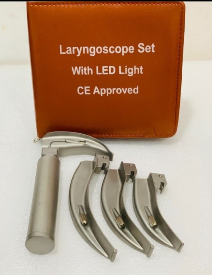 LARYNGOSCOPE